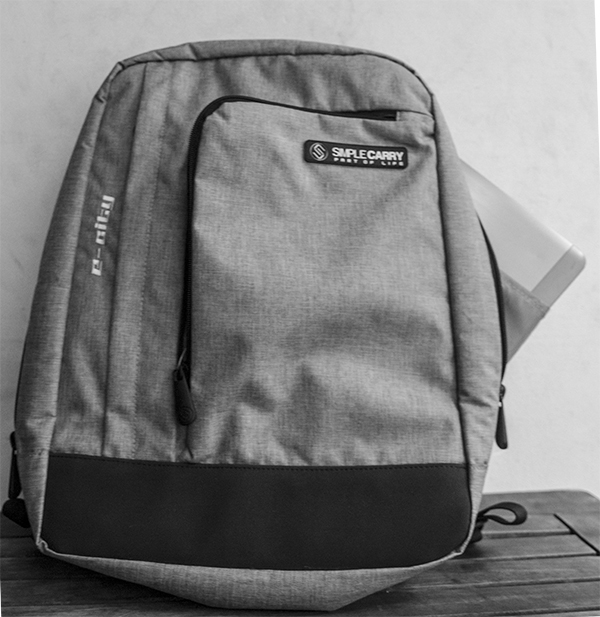 Laptop cần được bảo vệ bằng balo laptop